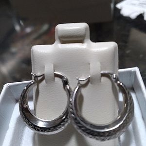 White gold hoop earrings 10k